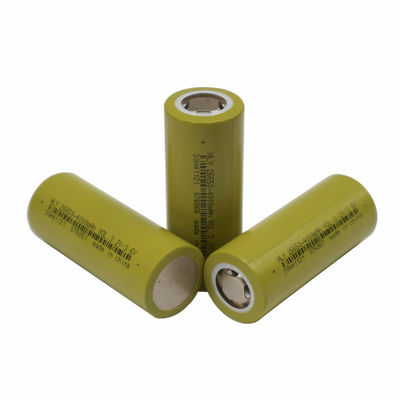 EV için Yüksek Kapasiteli Lityum NCM Şarj Edilebilir Li İyon Pil 4000mAh 26650 3.6v