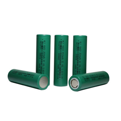 Enerji Depolama için Şarj Edilebilir Lityum 2500mah 18650 Pil Hücreleri