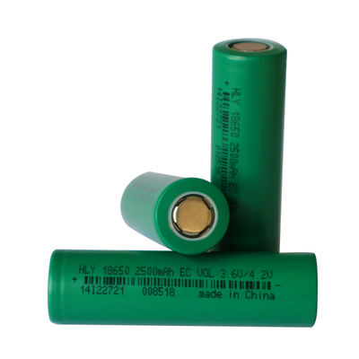 Parlak El Feneri İçin Yüksek Oranlı 3C Şarj Edilebilir 3.7v 18650 Pil 2500mah