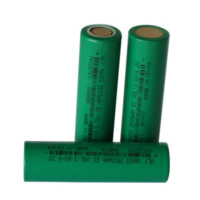 Parlak El Feneri İçin Yüksek Oranlı 3C Şarj Edilebilir 3.7v 18650 Pil 2500mah